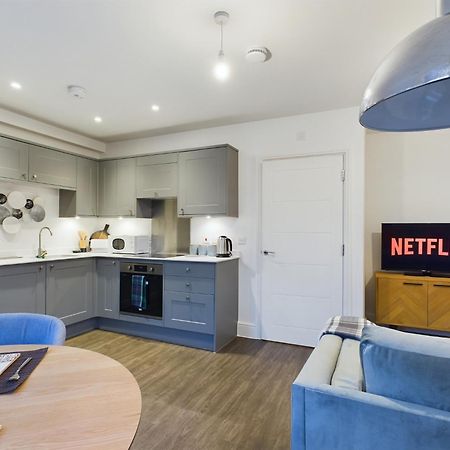 The Grove King Bed Wi-Fi Ev Charger Apartman Cheltenham Kültér fotó