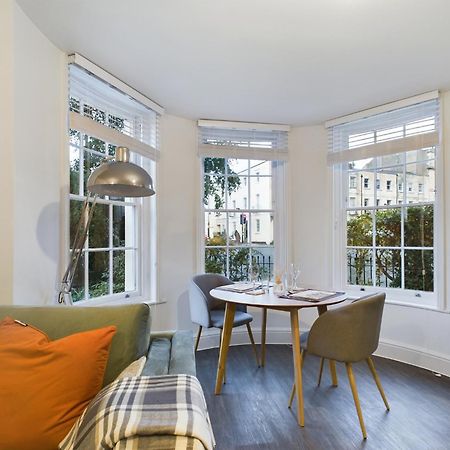 The Grove King Bed Wi-Fi Ev Charger Apartman Cheltenham Kültér fotó